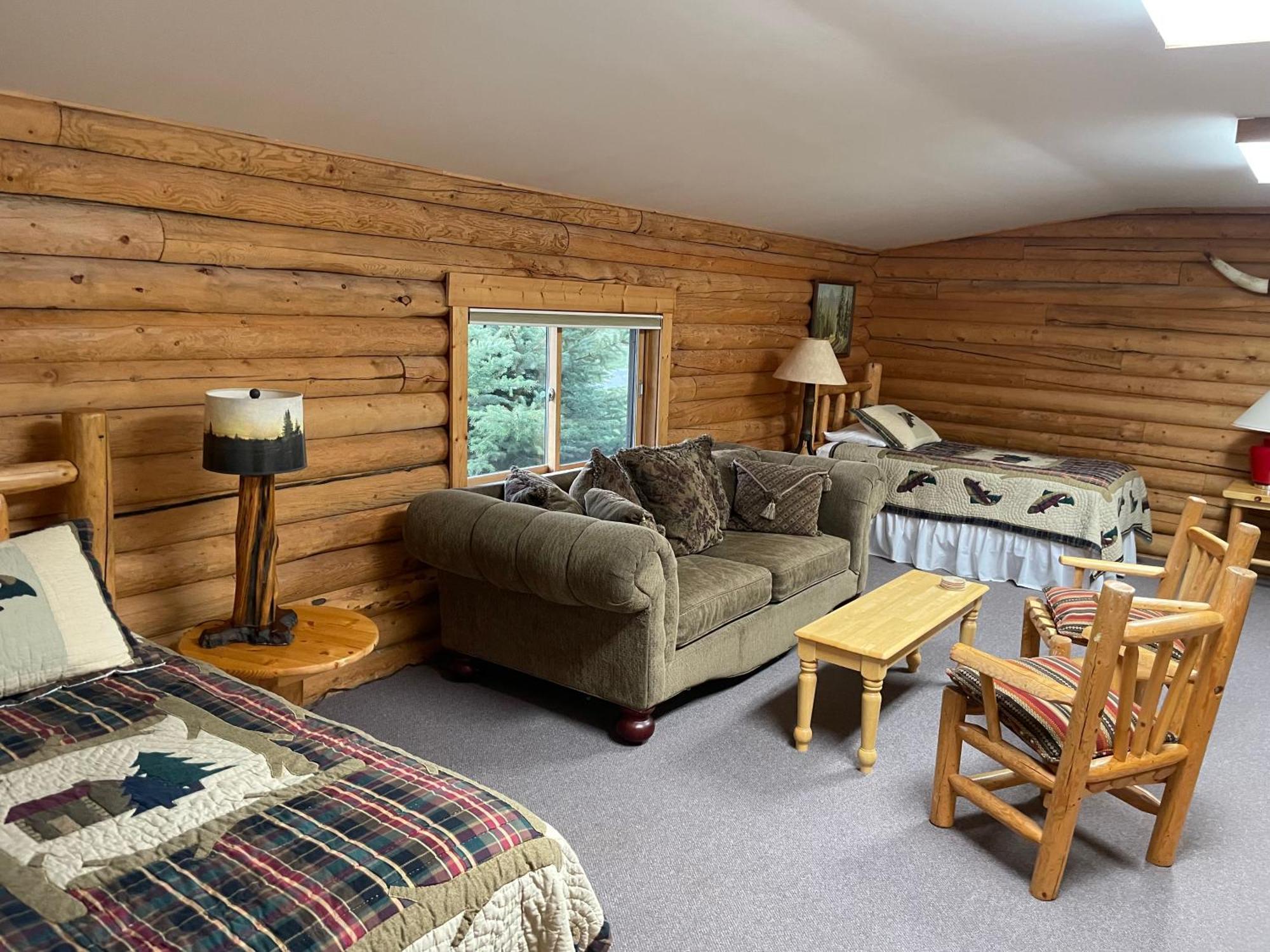 Inn On The Beartooth B&B เรดลอดจ์ ภายนอก รูปภาพ