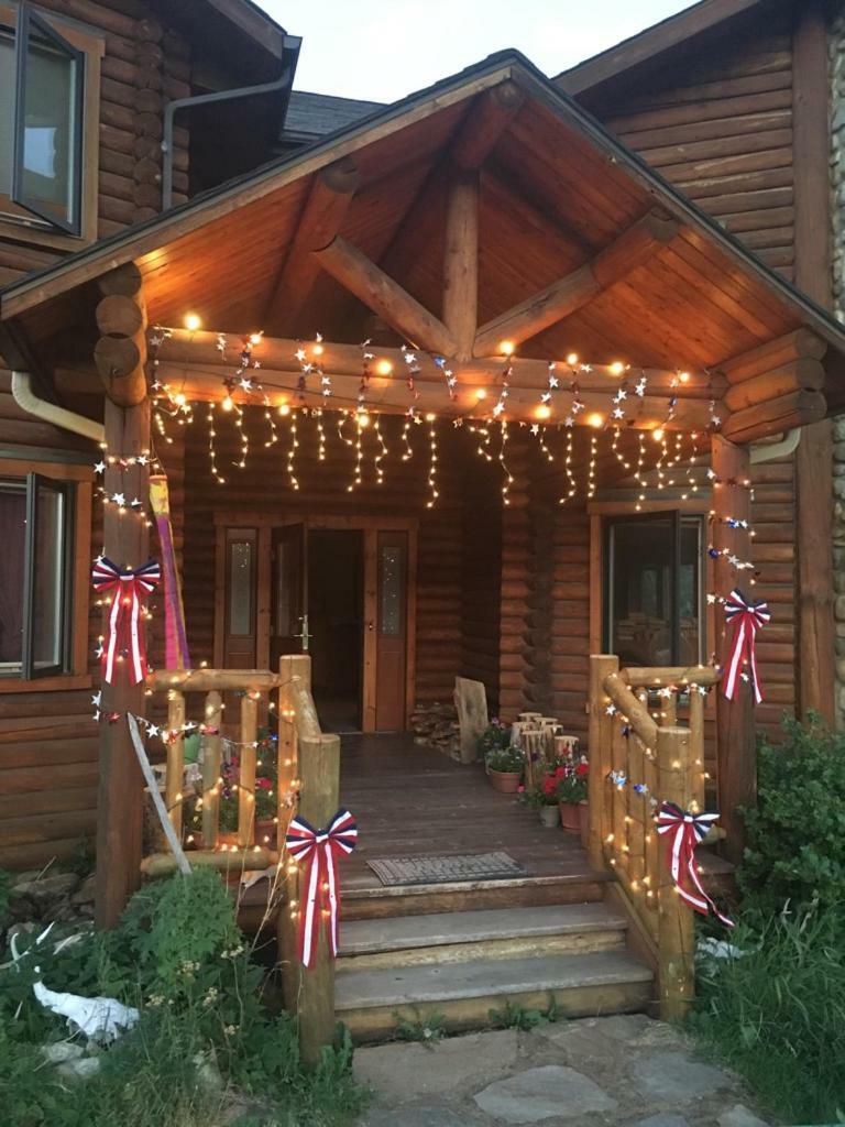 Inn On The Beartooth B&B เรดลอดจ์ ภายนอก รูปภาพ
