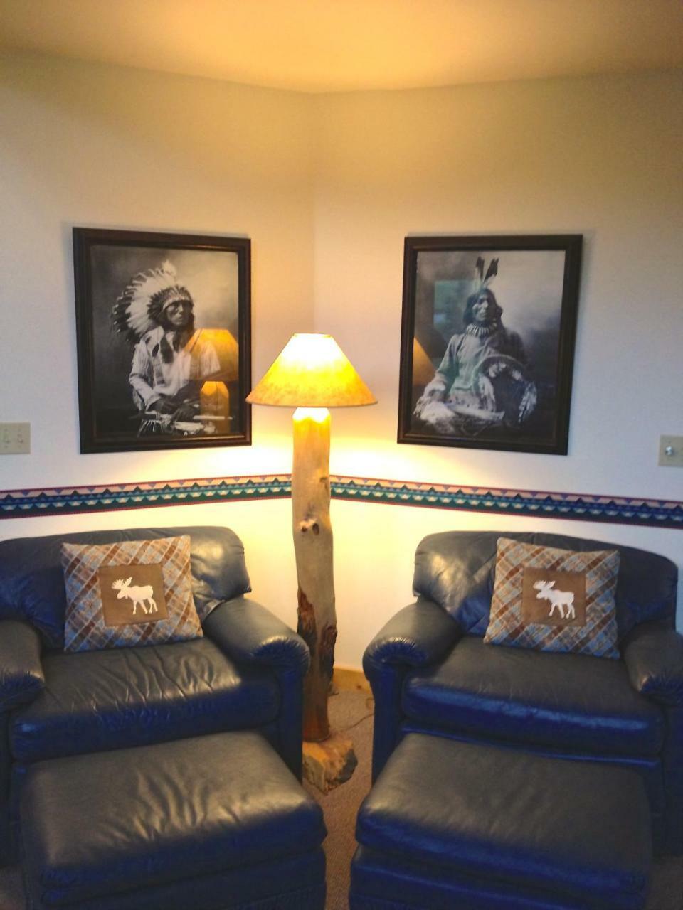 Inn On The Beartooth B&B เรดลอดจ์ ภายนอก รูปภาพ