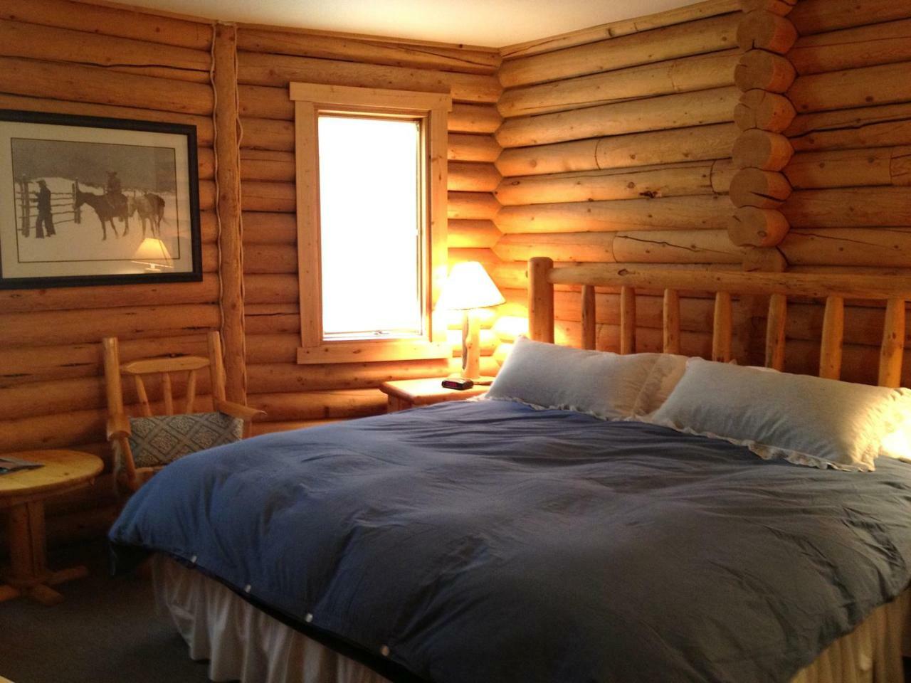 Inn On The Beartooth B&B เรดลอดจ์ ภายนอก รูปภาพ
